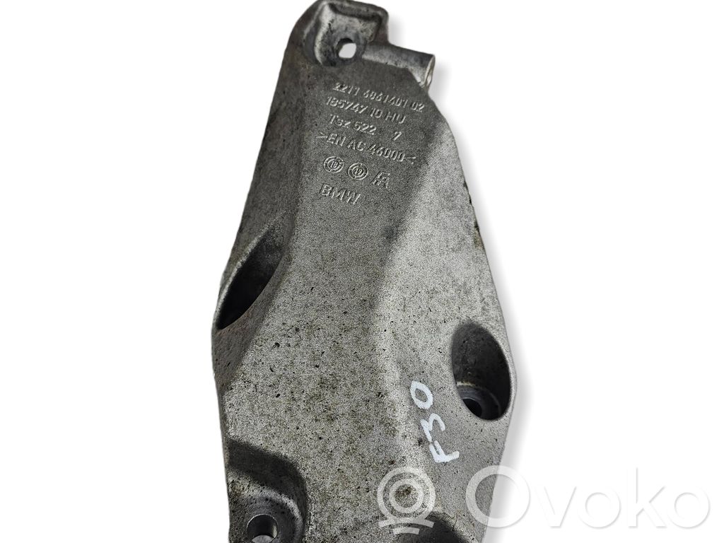 BMW 3 F30 F35 F31 Engine mounting bracket 