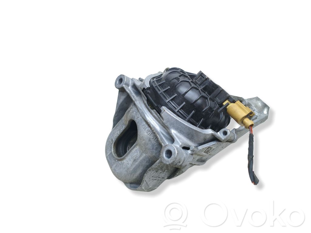 Audi Q5 SQ5 FY Engine mount bracket 