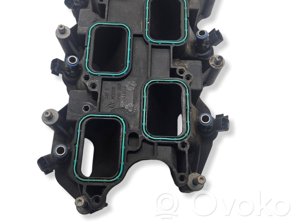 Kolektorius įsiurbimo   TRU0957A0684,05281800AA