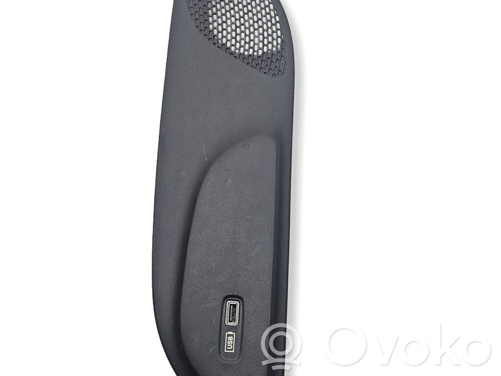 Enchufe conector USB   68256810AA,53338552,6DB42TRMAE