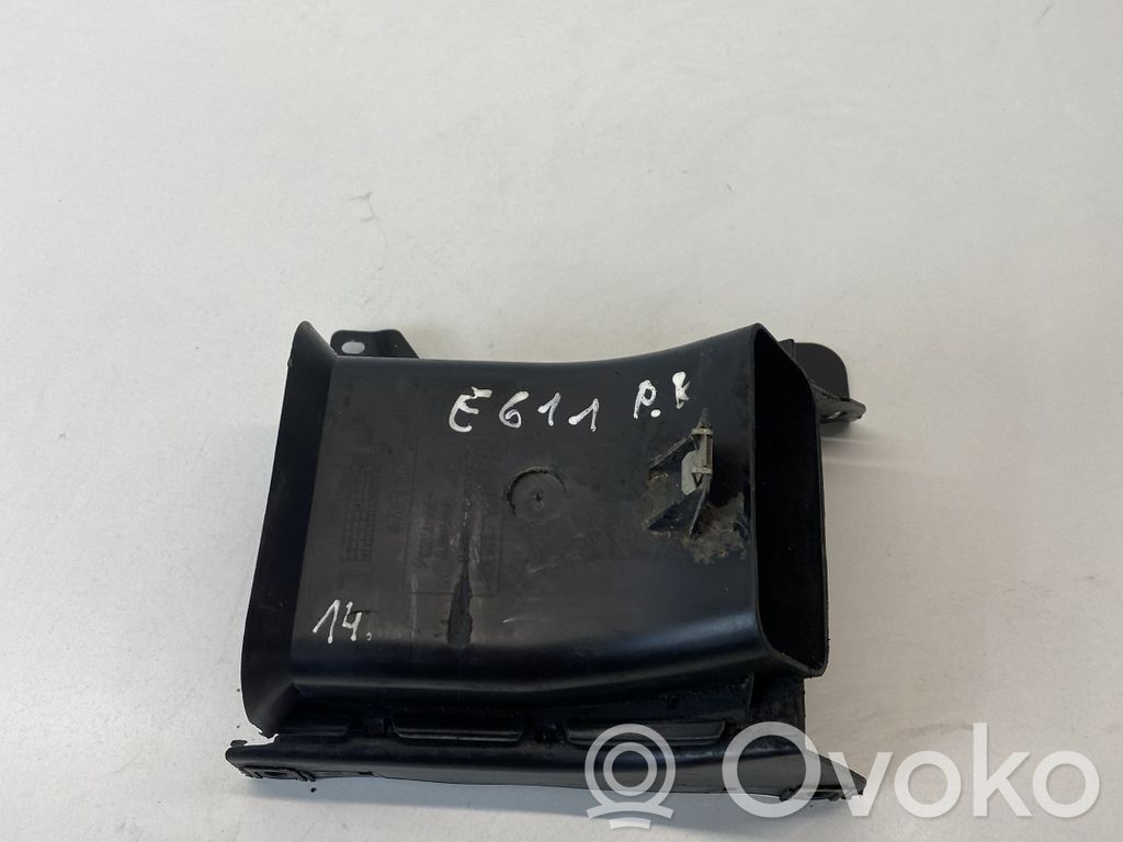 BMW 5 E60 E61 Ilmanoton kanavan osa 
