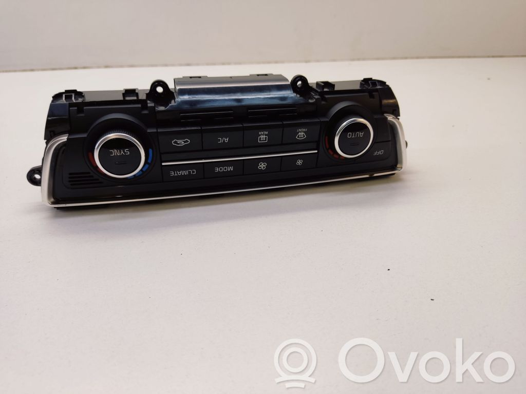 KIA Optima Climate control unit 