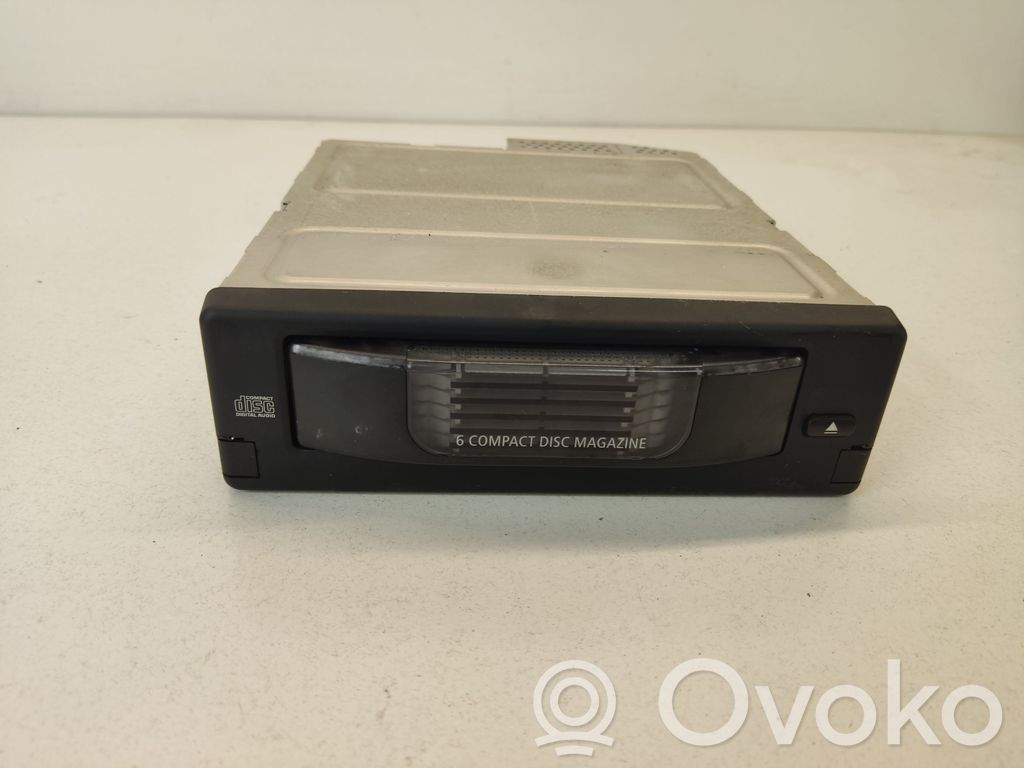 BMW 5 E60 E61 CD/DVD changer 