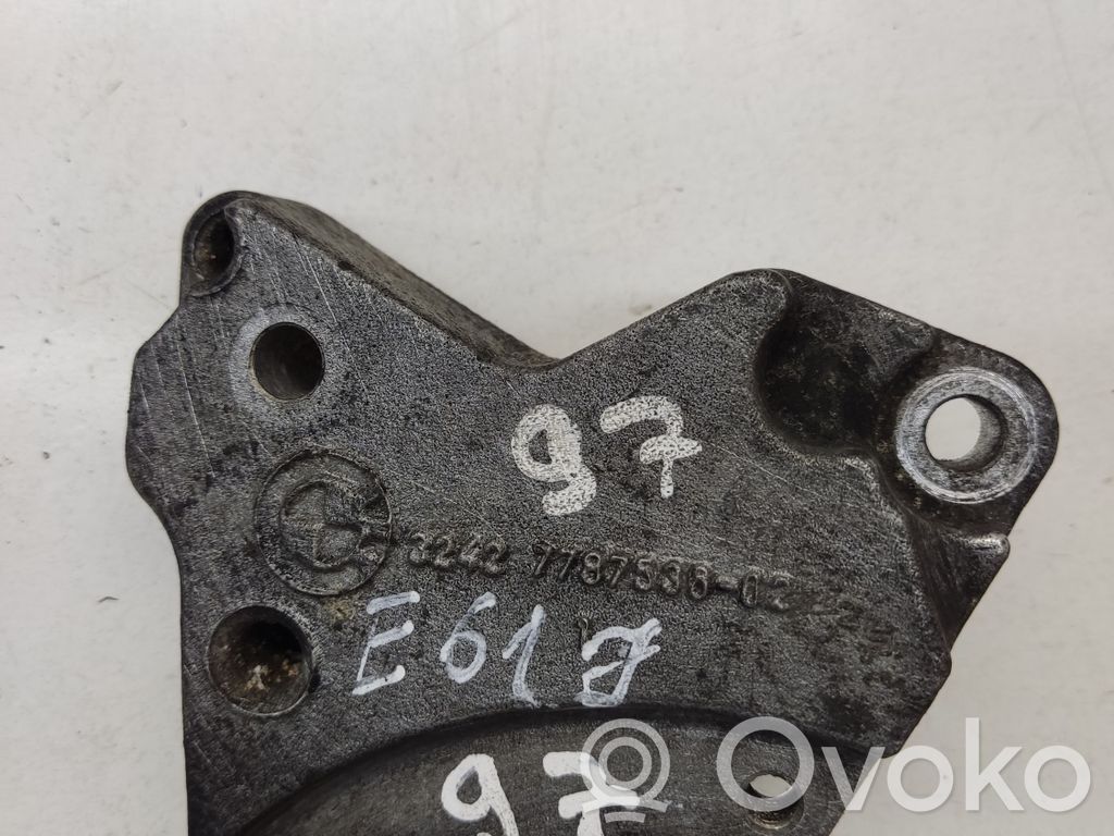 BMW 5 E60 E61 Power steering pump mounting bracket 