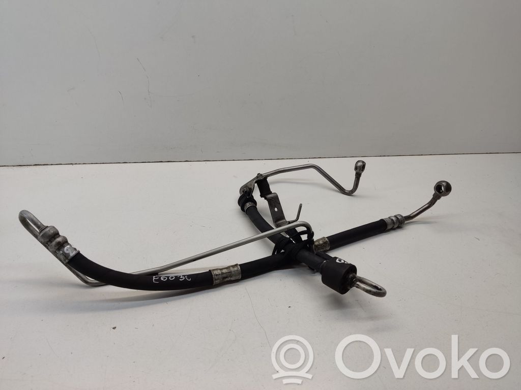 BMW 5 E60 E61 Ohjaustehostimen letkusto 