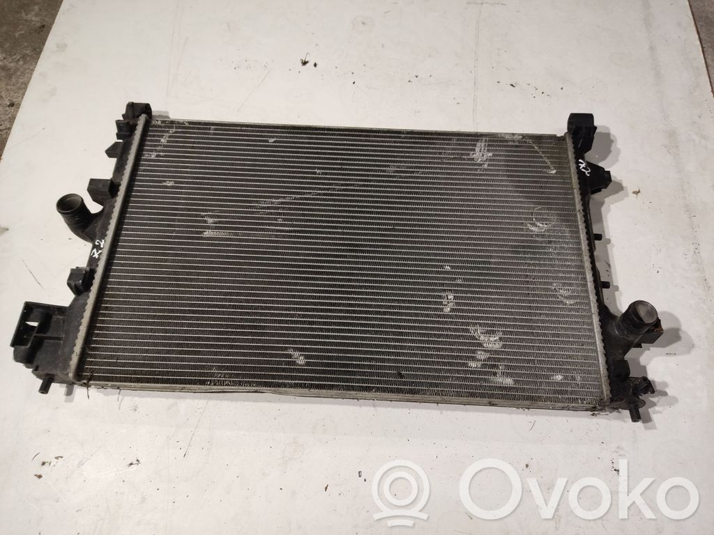 Saab 9-3 Ver2 Aušinimo skysčio radiatorius 