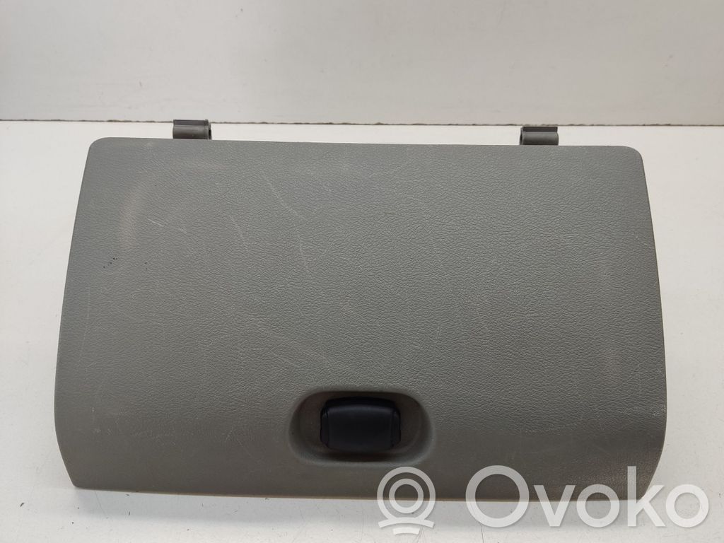 Renault Master II Glove box 