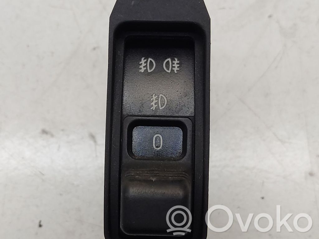 BMW 7 E32 Interrupteur antibrouillard 