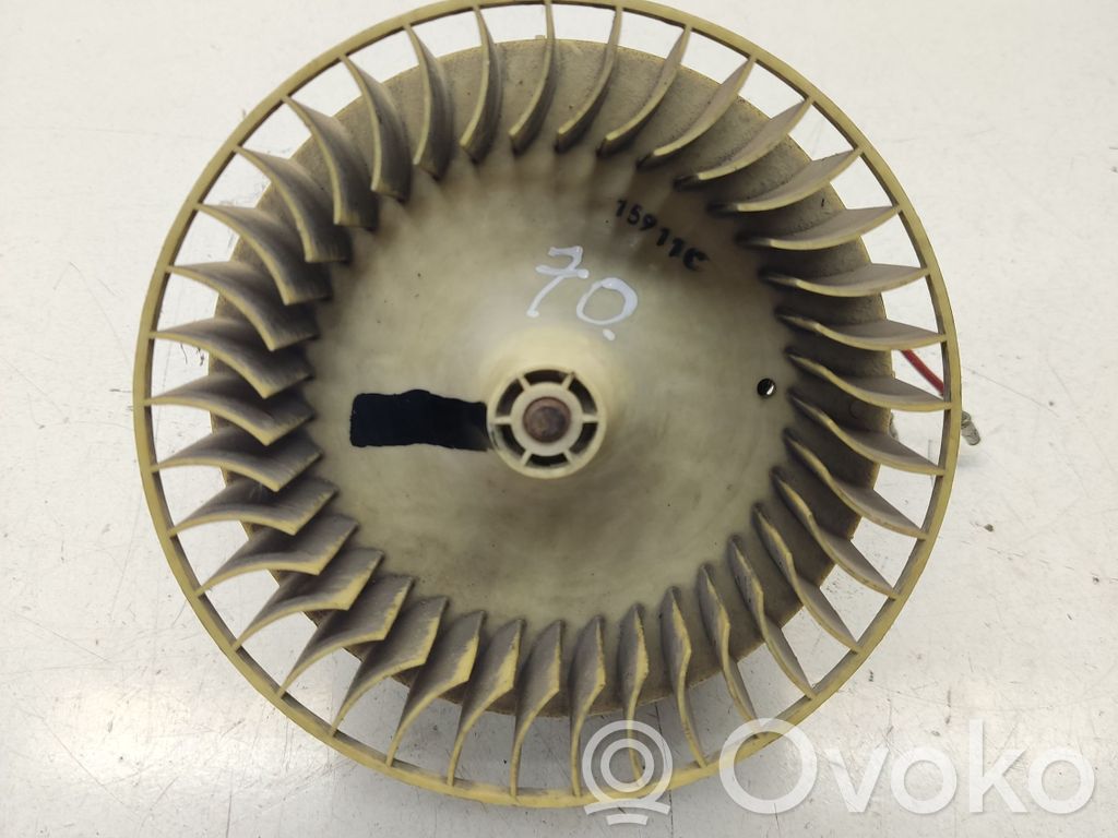 BMW 5 E34 Mazā radiatora ventilators 