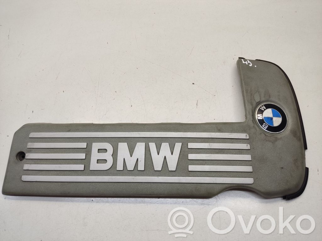 BMW 5 E39 Dzinēja pārsegs (dekoratīva apdare) 