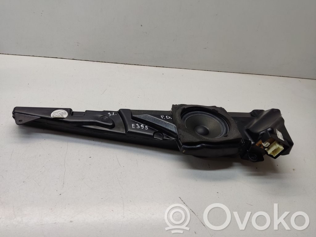 BMW 5 E39 Garsiakalbis (-iai) priekinėse duryse 