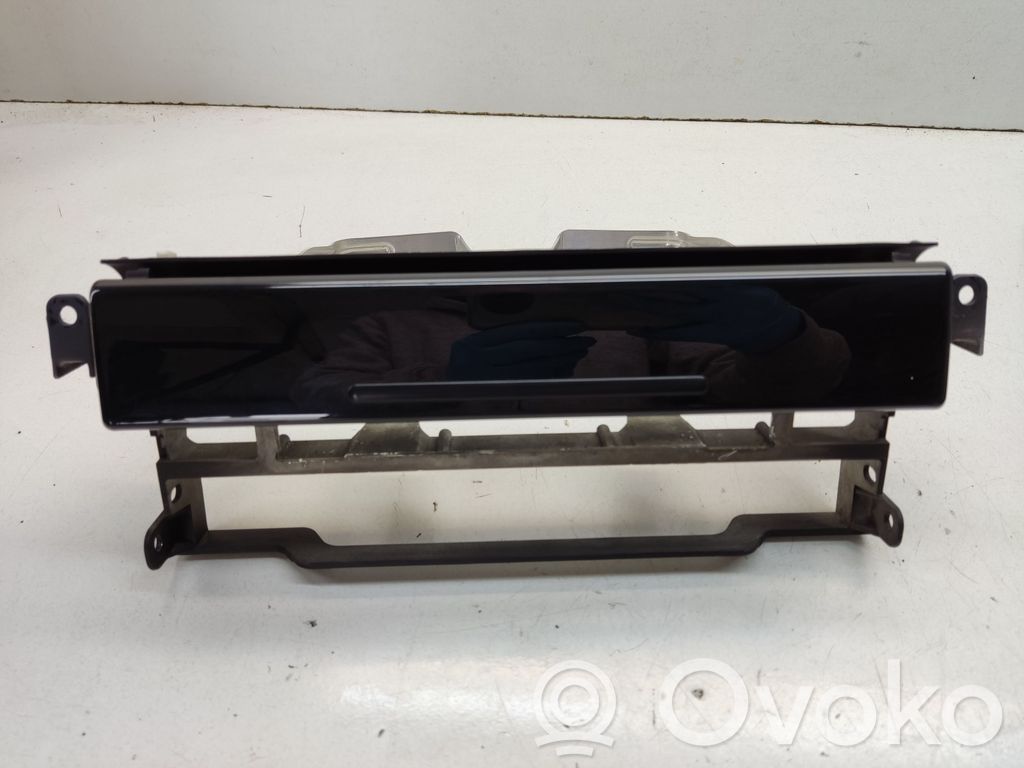 BMW 5 E39 Radio/GPS head unit trim 