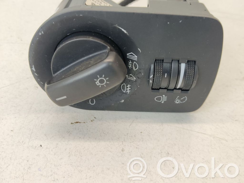Audi A3 S3 8P Light switch 