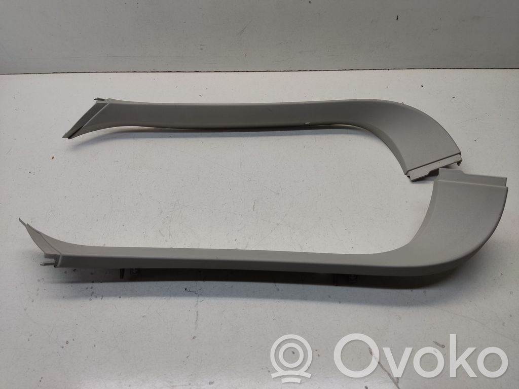 Tailgate trim   4M51A42907A,4M51A42906A