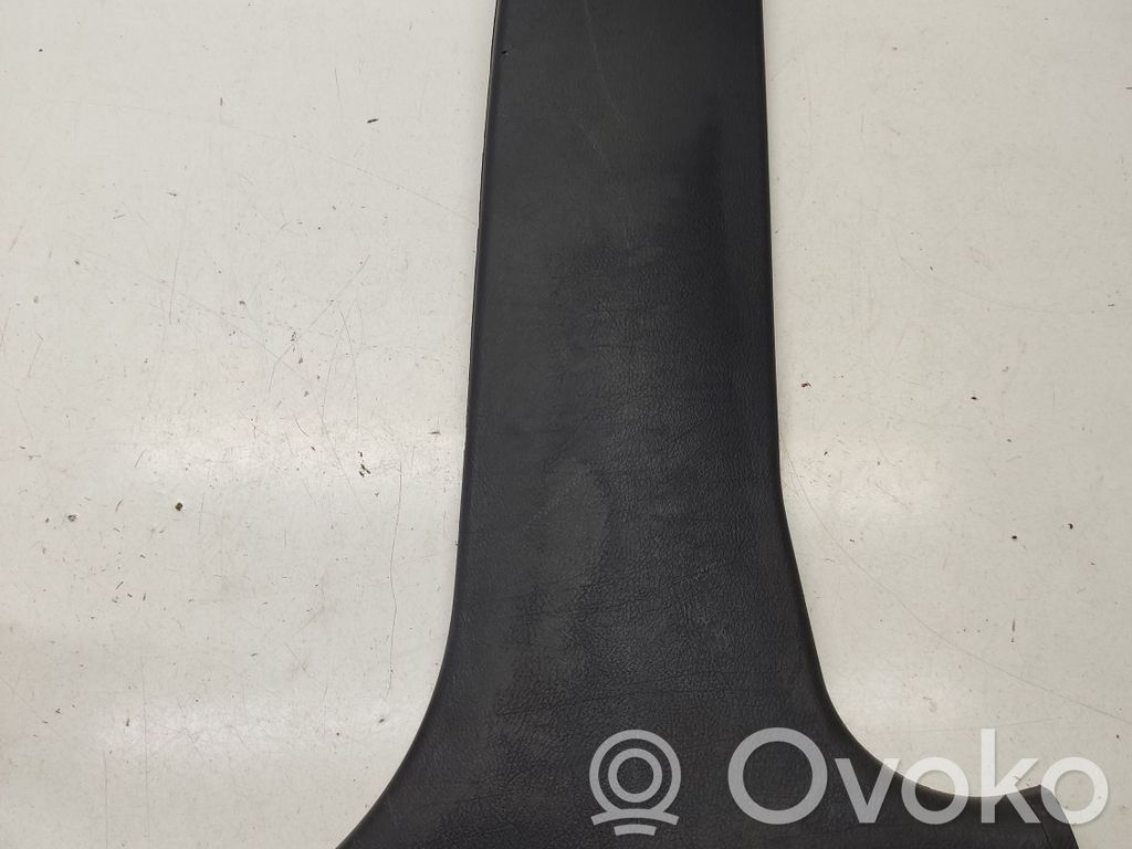 (B) pillar trim (bottom)   8172422,51438172422