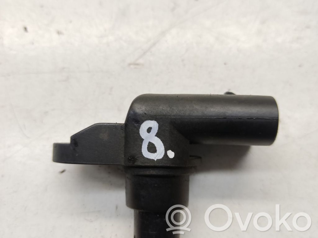 BMW 5 E39 Camshaft position sensor 