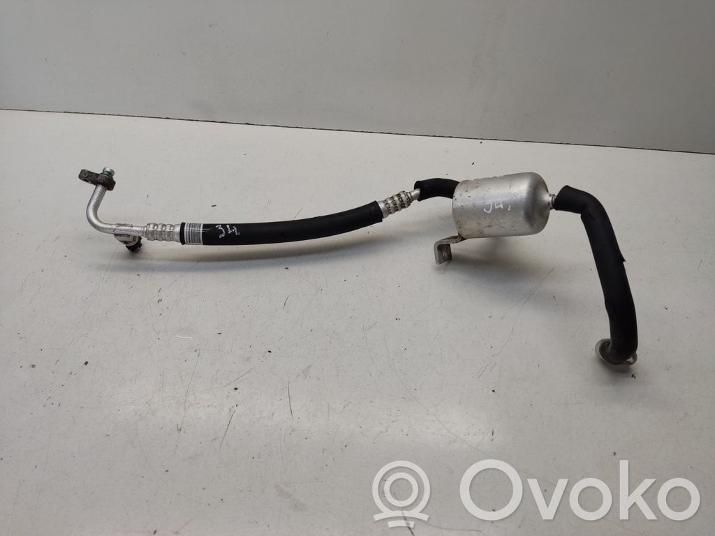 Hyundai Kona I Air conditioning (A/C) pipe/hose 