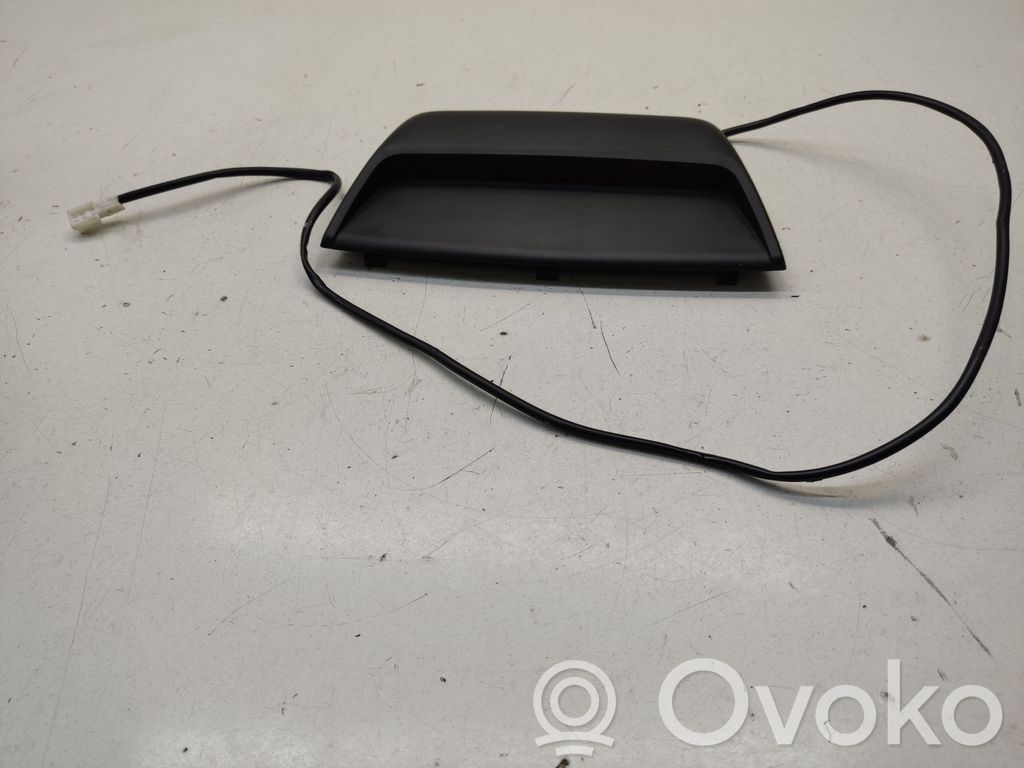 KIA Optima Third/center stoplight 
