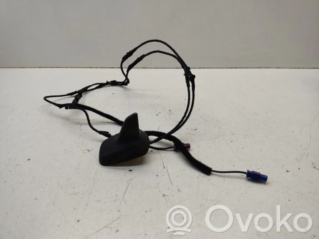 Audi A5 8T 8F GPS-pystyantenni 