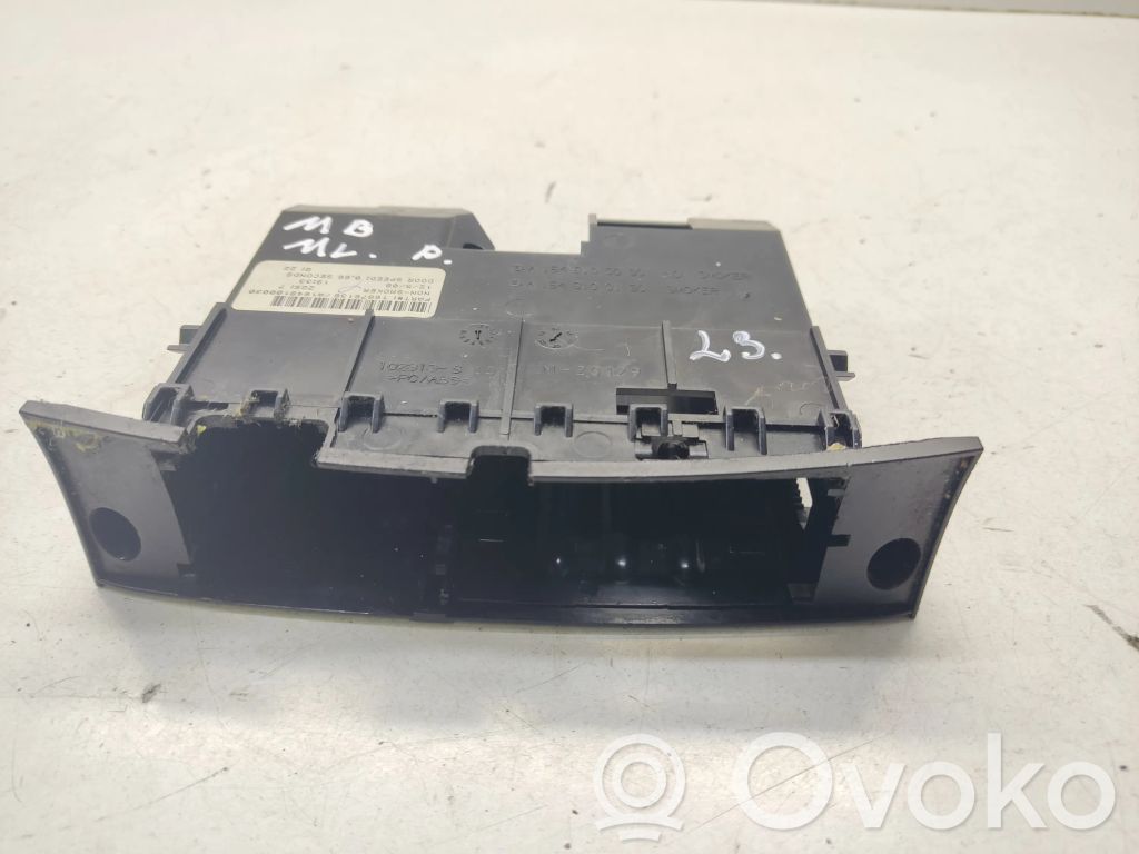Mercedes-Benz ML W164 Panel popielniczki deski rozdzielczej 
