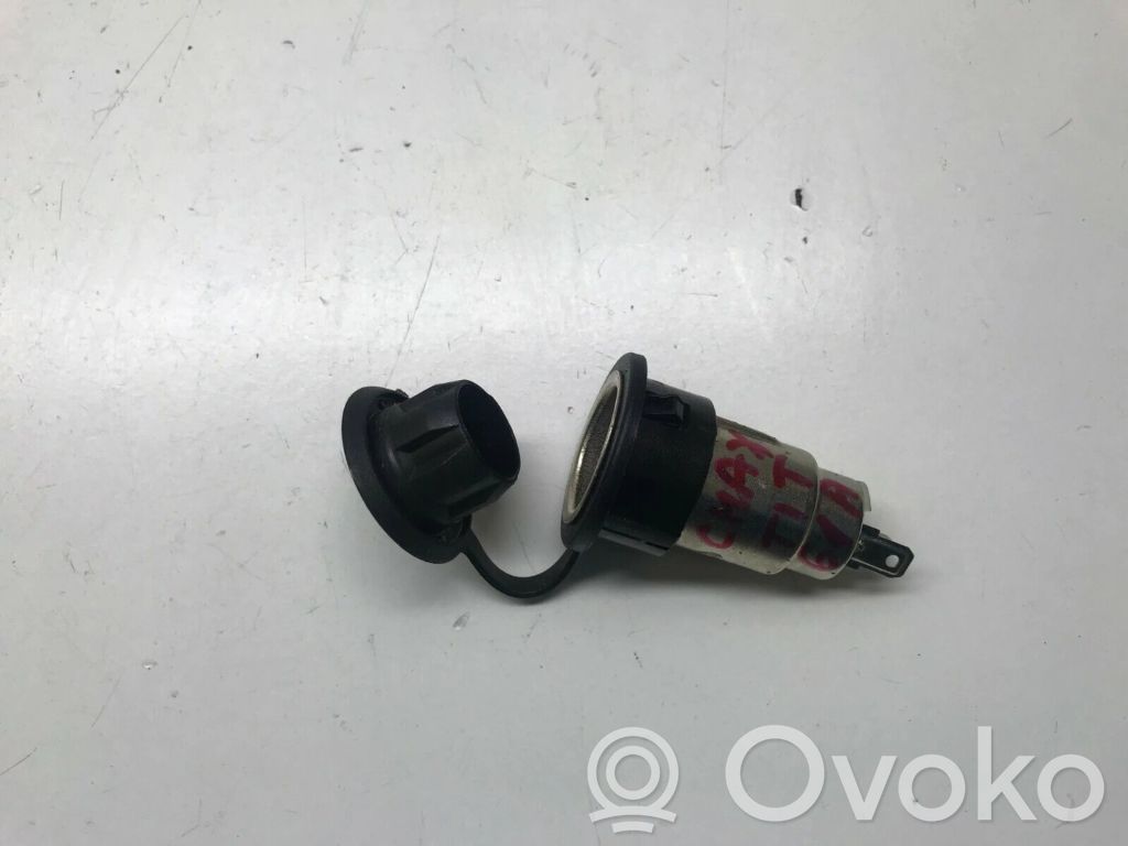 Ford Focus C-MAX 12 V Socket (front) 