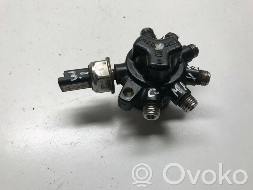 Ford Focus C-MAX Kraftstoffverteiler Einspritzleiste 