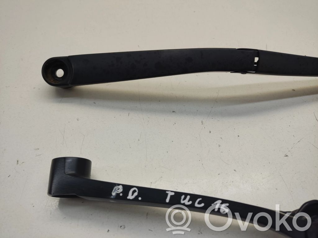 Hyundai Tucson TL Windshield/front glass wiper blade 