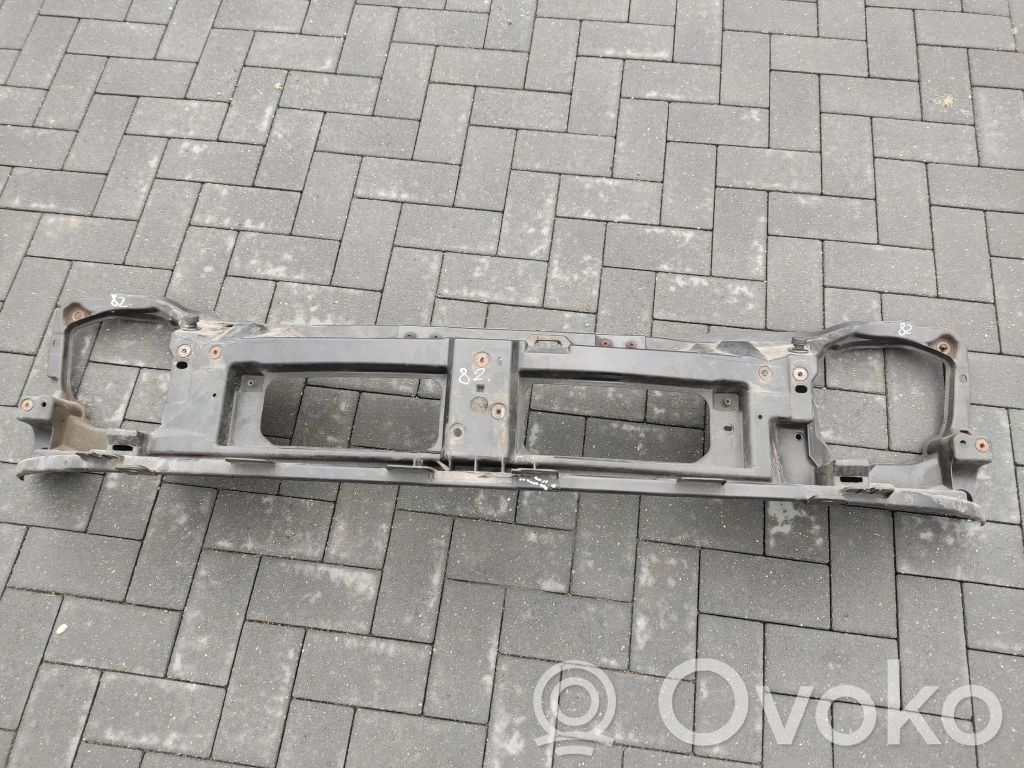 Renault Trafic II (X83) Pas przedni 
