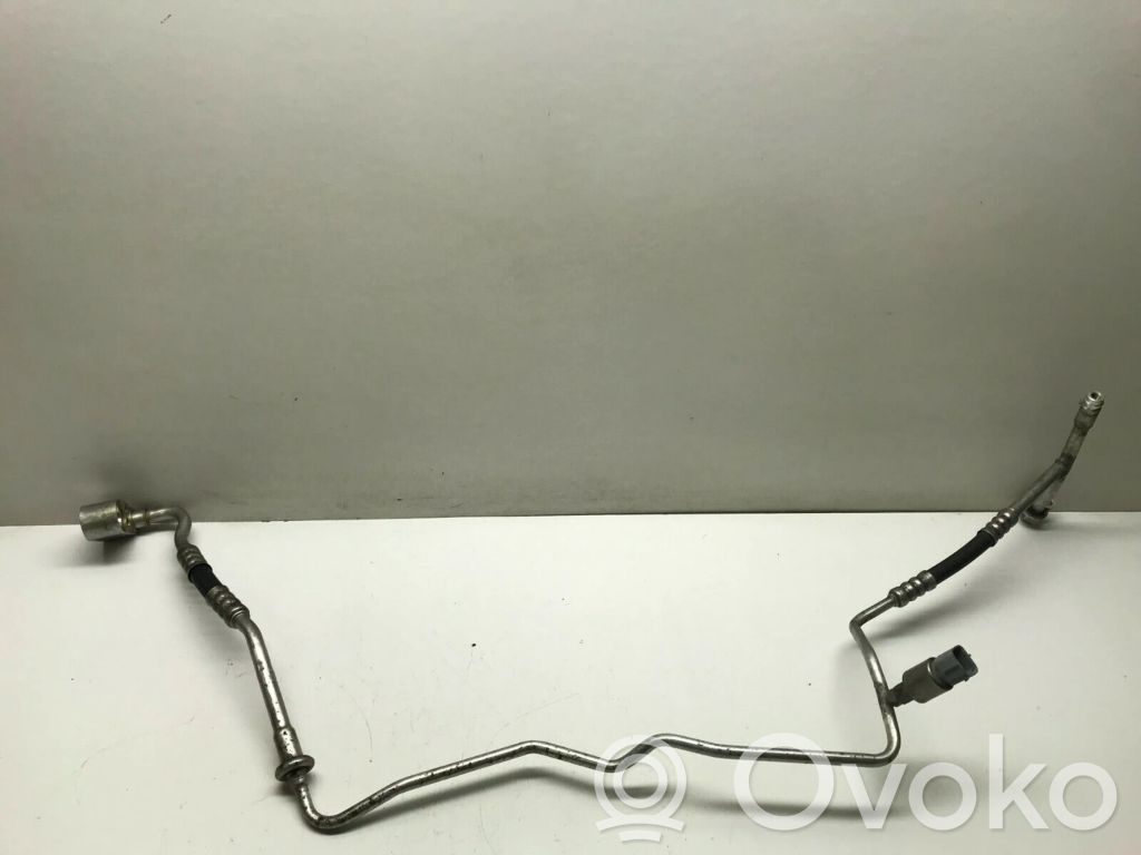 Ford Kuga I Air conditioning (A/C) pipe/hose 