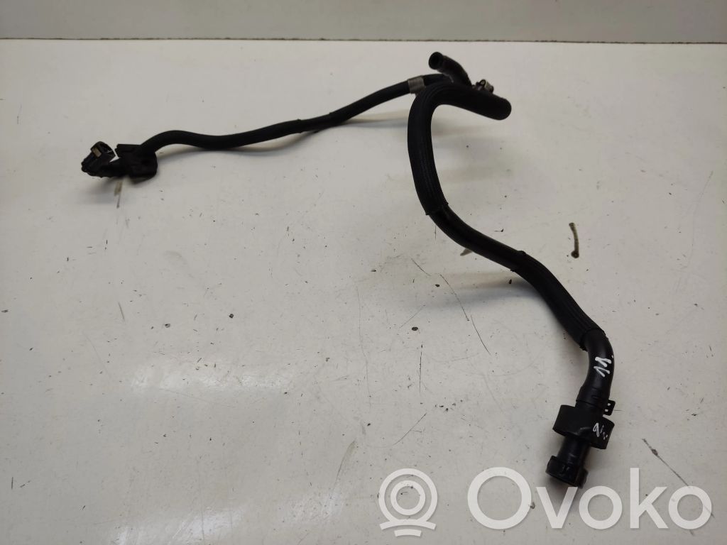 BMW 1 E81 E87 Polttoaineen palautusputki/-letku 