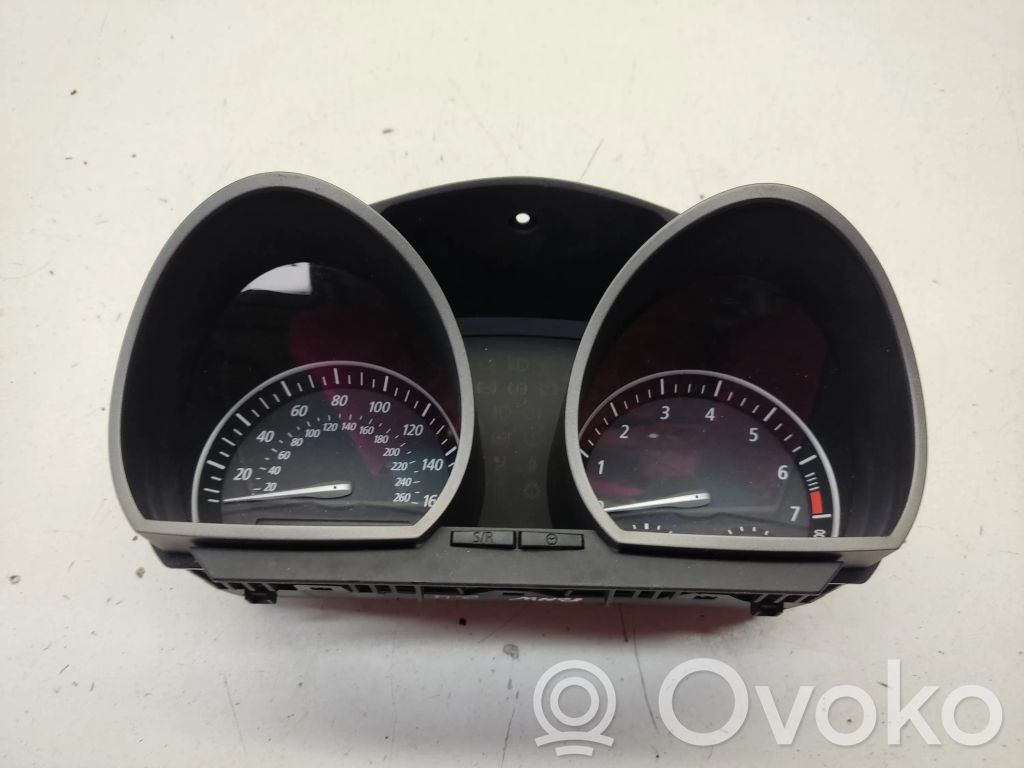 BMW Z4 E85 E86 Speedometer (instrument cluster) 