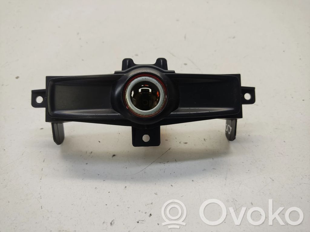 Audi A6 S6 C6 4F Savukkeensytytin 