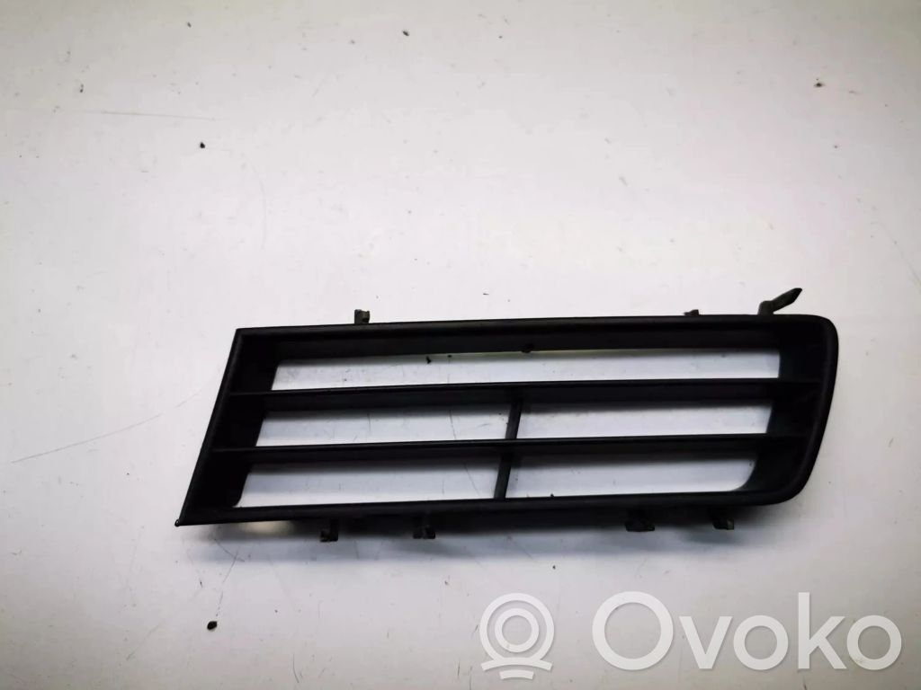 Saab 9-5 Front bumper lower grill 