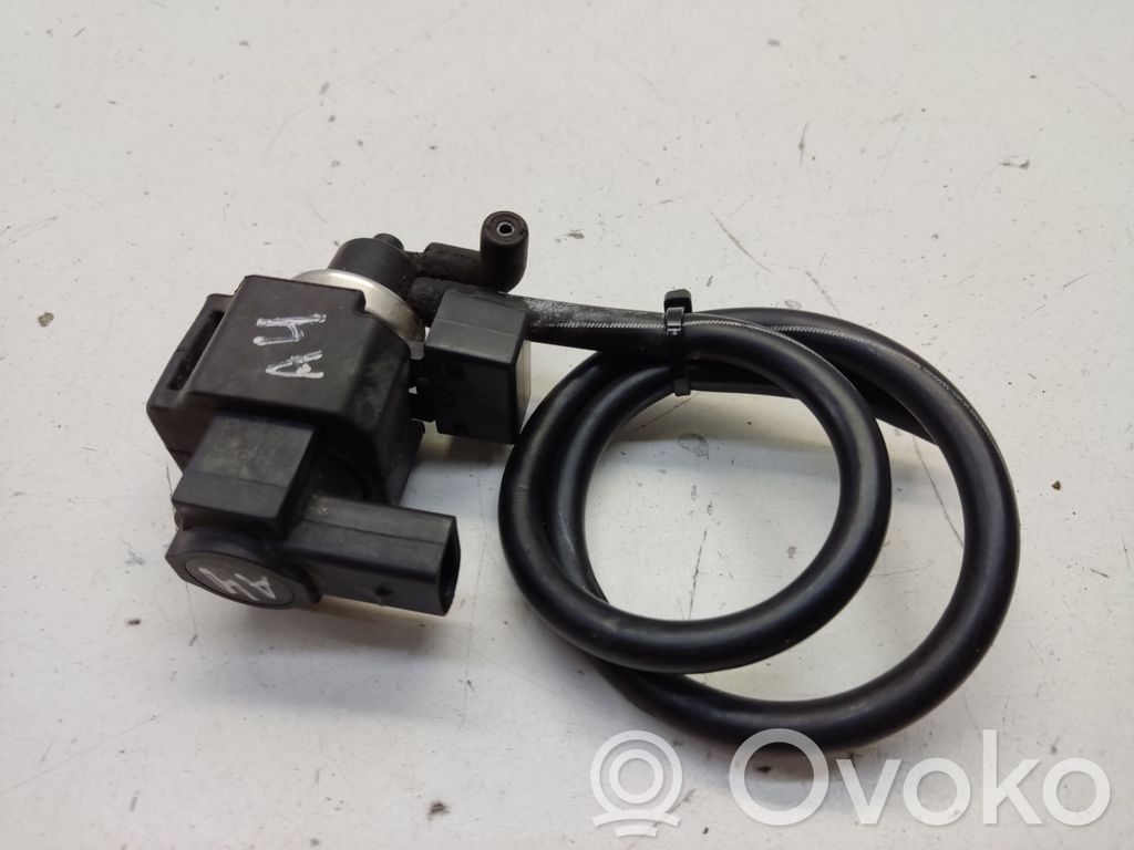 Audi A4 S4 B6 8E 8H Solenoidinis vožtuvas 