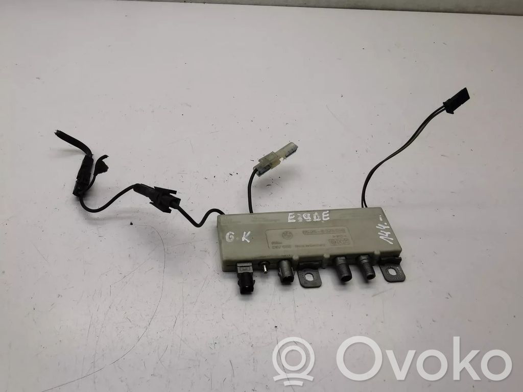 BMW 5 E39 Antenos stiprintuvas 