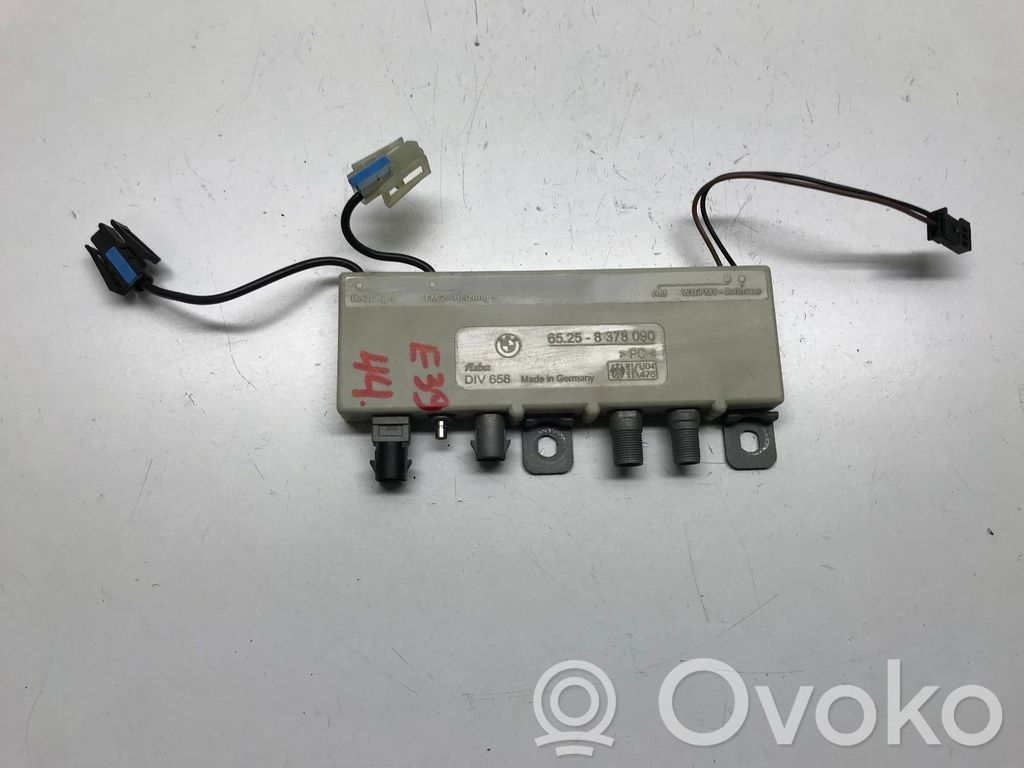 BMW 5 E39 Antenos stiprintuvas 
