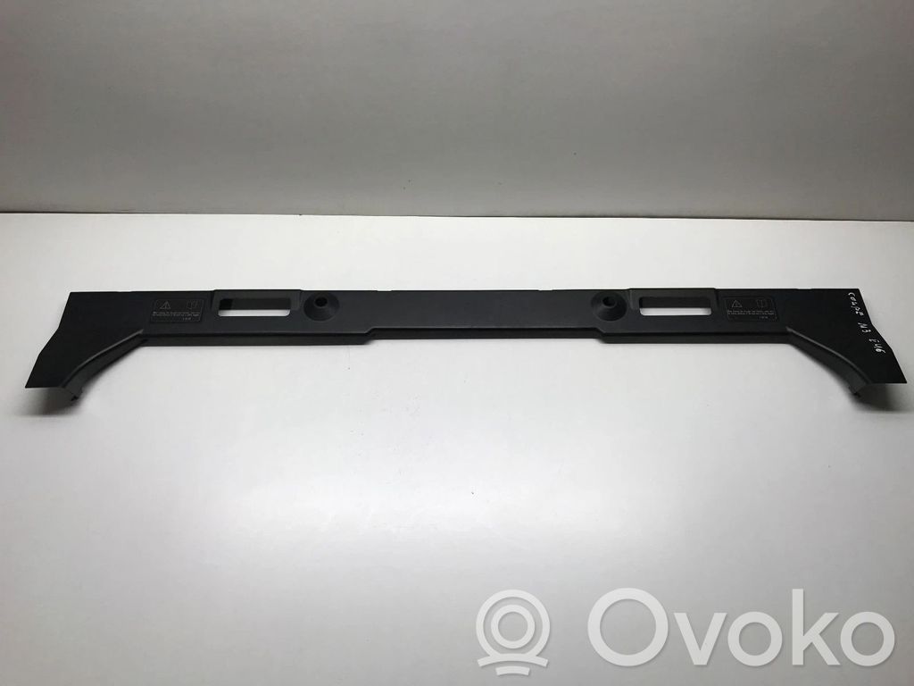 BMW M3 Otros elementos de revestimiento del maletero/compartimento de carga 