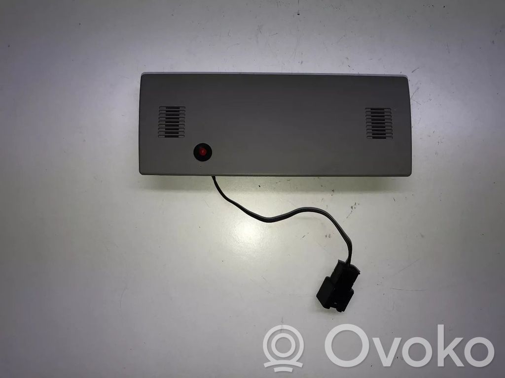 BMW 5 E60 E61 Aerial antenna amplifier 