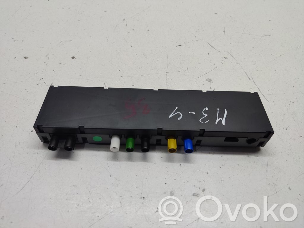 Antenos stiprintuvas   823745004