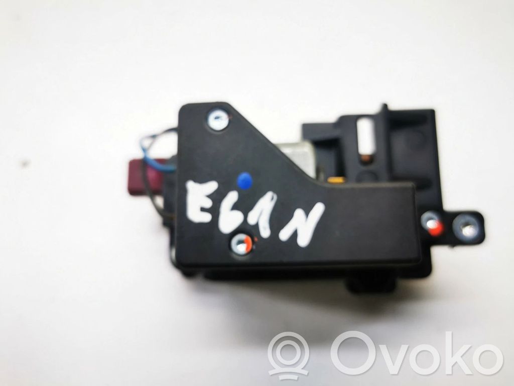 BMW 5 E60 E61 Curtain motor 