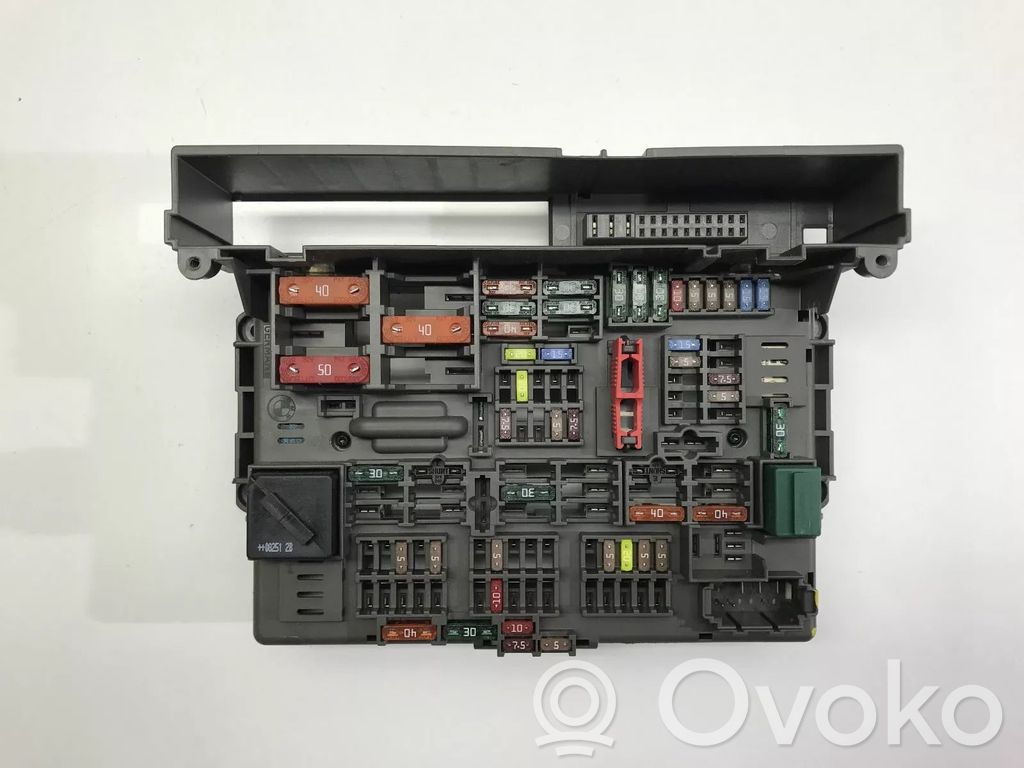 BMW 3 E92 E93 Fuse module 