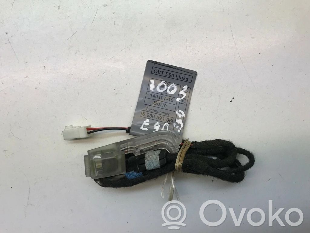 Front door handle light (exterior)   6936591