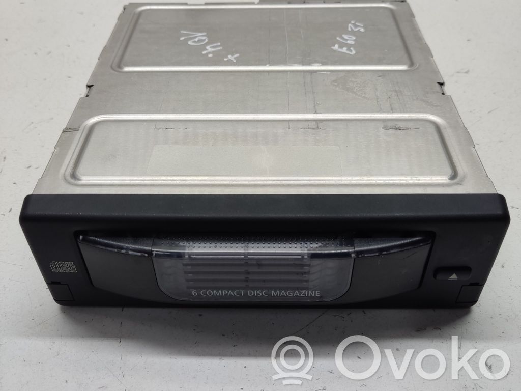 BMW 5 E60 E61 CD/DVD keitiklis 