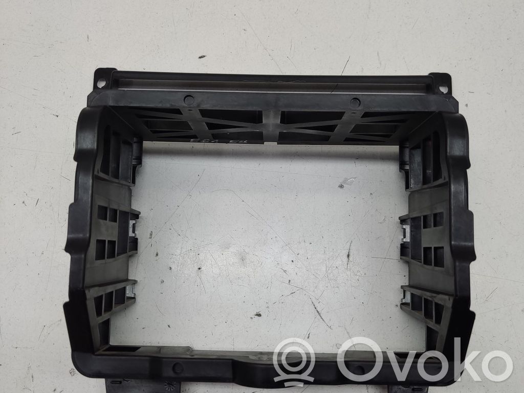 BMW 5 E60 E61 Radio/GPS head unit trim 