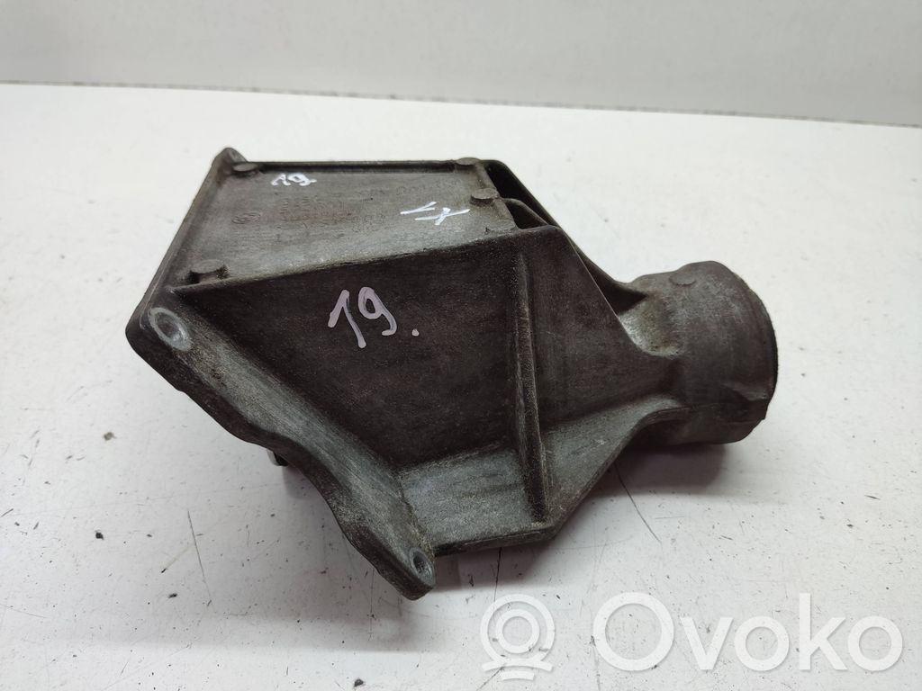 BMW X1 E84 Driveshaft support bearing bracket 