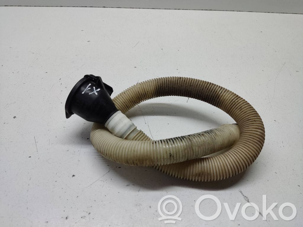 BMW X1 E84 Einfüllschlauch Waschwasserbehälter 