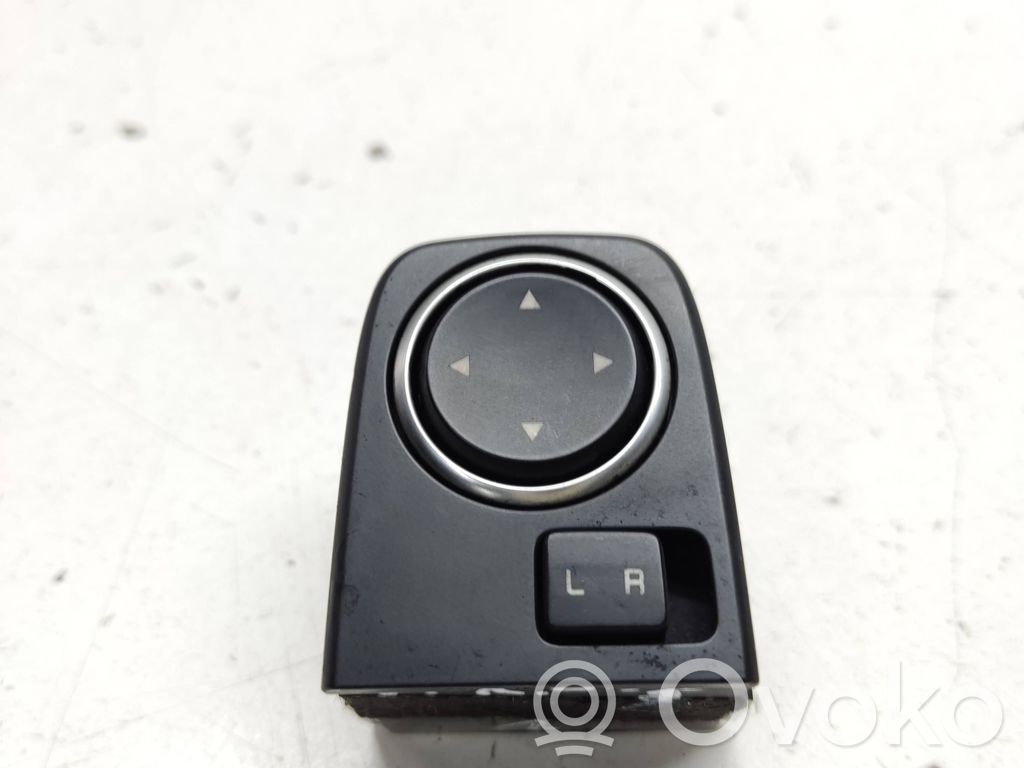 KIA Ceed Wing mirror switch 