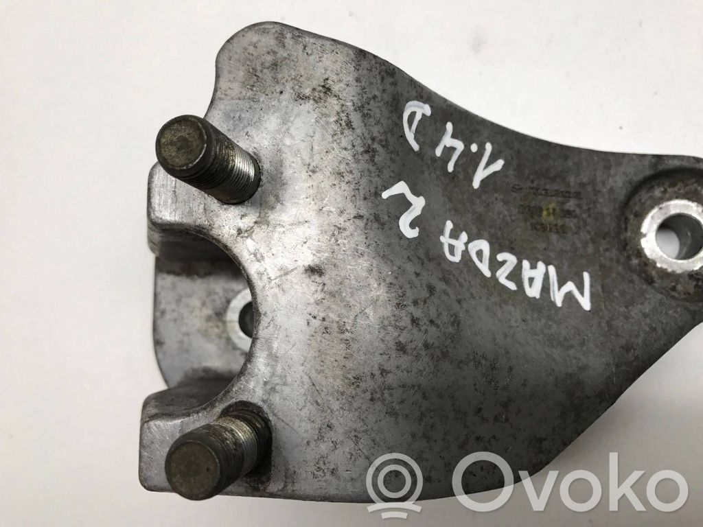 Mazda 2 Gearbox mounting bracket 