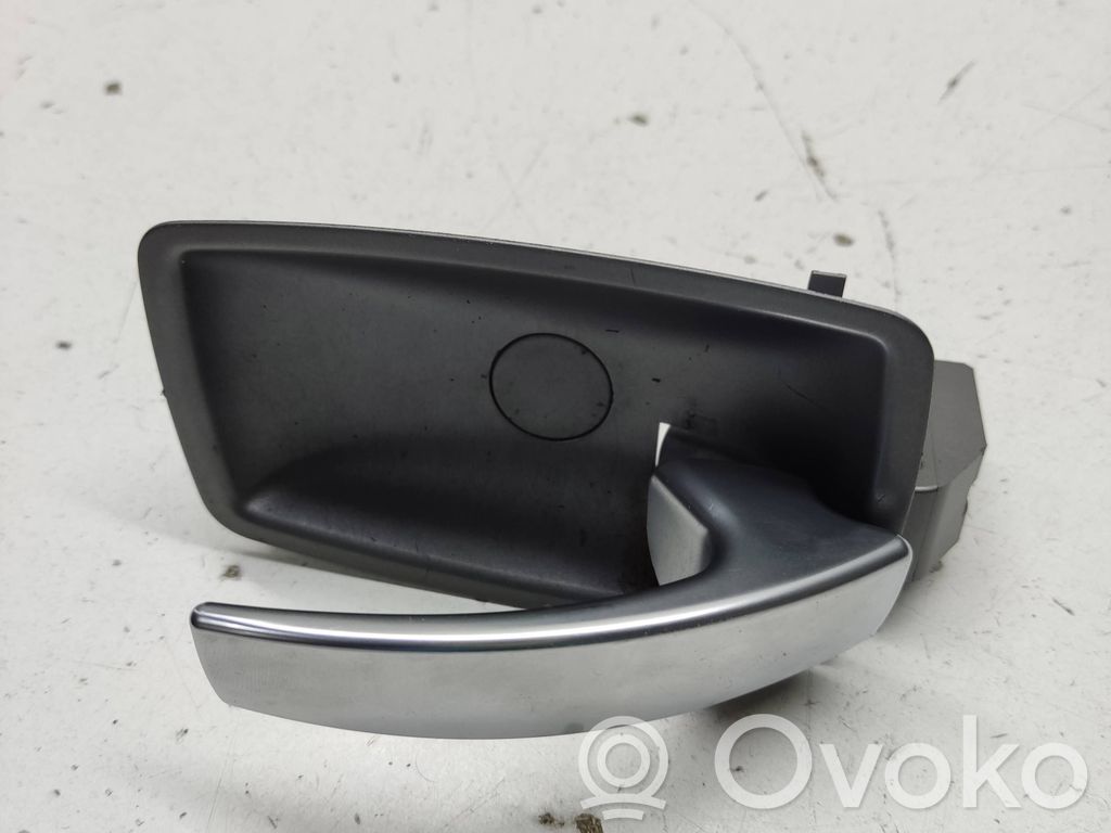 Front door interior handle   7024304