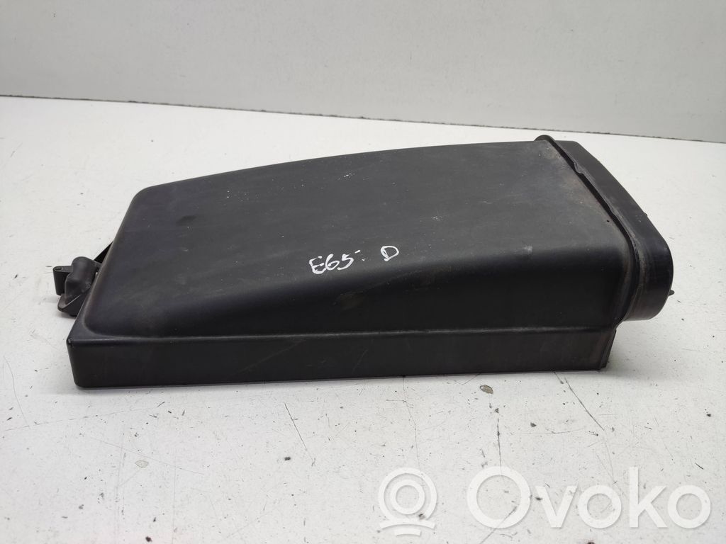 BMW 7 E65 E66 Oro mikrofiltro dangtelis 